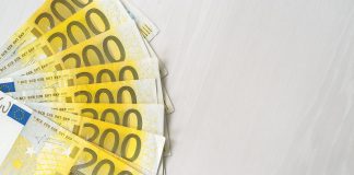 Autonomi e bonus 200 euro, a settembre le domande