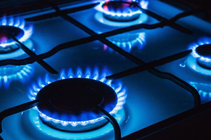 Bonus energia elettrico, gas e idrico: sospensione temporanea