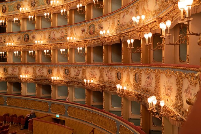 Bonus teatro e spettacoli: al via le domande per il riconoscimento del credito d’imposta